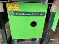 Box filler Miedema AKV42