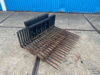 Skeleton buckets GP Tegelriek 140 cm