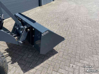 Loading buckets VTM SC Grondbak 140 met Giant aanbouw