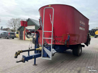 Vertical feed mixer Siloking Trailedline DUO 18