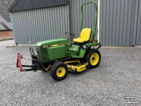 Horticultural Tractors John Deere 655 Diesel 4wd met maaidek fronthef