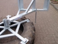 Feed sweeper wheel Qmac VBEU Voerbandveger / Voerveegband + Euro 