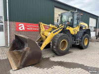 Wheelloader Komatsu WA270 8 Shovel