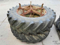 Wheels, Tyres, Rims & Dual spacers  Dubbellucht 16.9 - R38  5 ster molcon