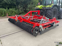 Seedbed combination Vegniek CrossMaster 450