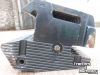 Frontweights Valtra Valmet frontgewichten 37.5 kg