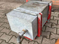 Diverse used spare-parts  Olietanks diversen