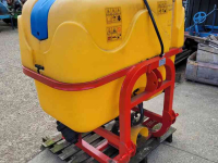 Fieldsprayer 3 points  Jarmet spuitvat 600 ltr