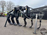 Deep subsoiler  Agroland TPC 300 diepwoeler met hef