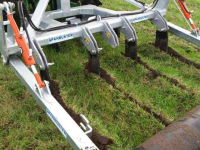 Deep subsoiler Erth Panbuster graslandwoeler