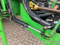 Fieldsprayer pull-type CHD 2727