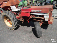 Small-track Tractor International 423