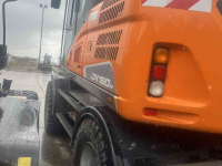 Excavator mobile Doosan DX160W-5