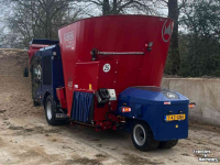 Self-propelled feed mixer Siloking Selfline Premium 2215