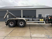 Hooked-arm carrier Stronga HL210DT