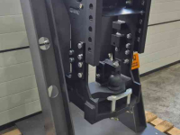 Other tractors and accessories  Rockinger trekhaakframe met K80 en onderbrug op statief