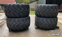 Wheels, Tyres, Rims & Dual spacers BKT 750/60R26.5 95% FL 630 / Nog 1 set voorradig