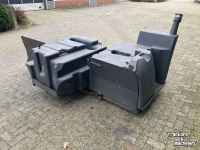 Diverse used spare-parts Claas Jaguar 494 brandstoftank compleet met onderbouw