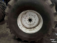 Wheels, Tyres, Rims & Dual spacers Vredestein 800/70R32