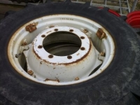 Wheels, Tyres, Rims & Dual spacers Pirelli 14.9R28