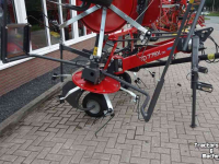 Tedder Massey Ferguson TD 776 XDN Hooischudder
