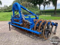 Furrow presses Dal-Bo 300x Levelflex frontpacker