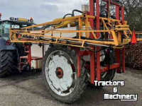 Fieldsprayer pull-type Cebeco Veldspuit