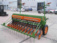 Seed drill Amazone D8-30 Special