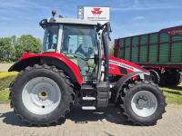 Tractor Massey Ferguson 5S.125