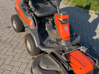 Ride-on mower Husqvarna R420T AWD