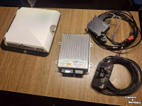 GPS steering systems and attachments Case-IH RTK 372 ontvanger, nav controller sierra modem