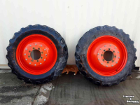 Wheels, Tyres, Rims & Dual spacers Good Year 270/85R50 en 320/85R32