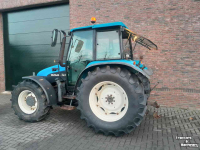 Tractor New Holland TL100