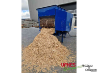 Wood Chipper  Bleu Single Shaft Shredder / Hakselaar / Versnipperaar