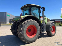 Tractor Claas AXION 830