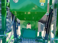 Overseeder  Grass mix plus 5m