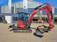 Excavator tracks Yanmar ViO38-7