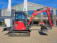 Excavator tracks Yanmar ViO38-7