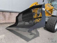 Skeleton buckets Matt Nielen Kantel puinbak / Tilt stonebucket 2300
