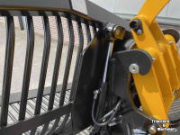Skeleton buckets Matt Nielen Kantel puinbak / Tilt stonebucket 2300