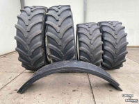 Wheels, Tyres, Rims & Dual spacers Vredestein banden set  650/85R38 & 600/70R30 breedspoor !