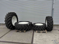 Wheels, Tyres, Rims & Dual spacers BKT Agrimax Banden 480/70R34 en 380/70R24 Verstelbare Velgen