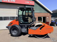 Vibrating rollers Hamm HC70i