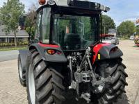 Tractor Massey Ferguson 4710 Essential Tractor Nieuw
