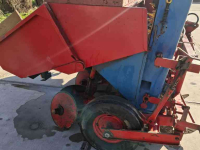 Potato planter Gruse Bekerpootmachine