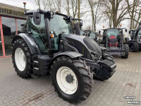 Tractor Valtra N135 HiTech