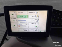 Tractor John Deere 6125R   Geveerde vooras en cabine !