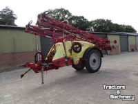 Fieldsprayer pull-type Hardi navigator 3000 27 meter