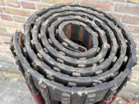 Diverse used spare-parts  35-69-130 Rooimat