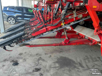 Carrot harvester Asa-lift SP4000 E - 4 row self-propelled carrot harvester
